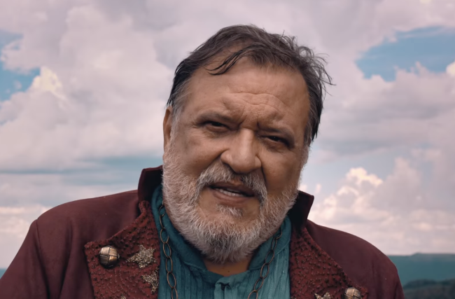 Bartholomeu vira assessor de imprensa em Vale tudo — e levanta a pergunta: o que faz esse profissional, afinal?